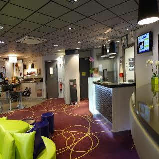Adagio Paris Chatillon 4*